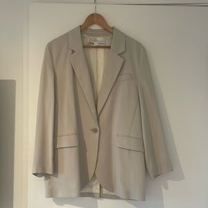 Zara beige blazer